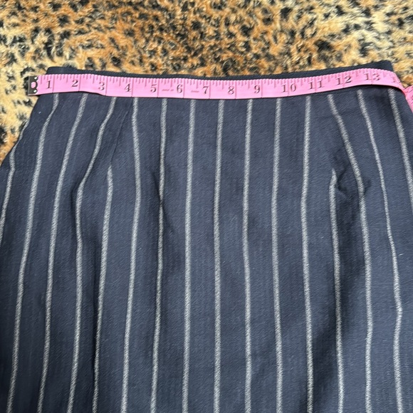 The ULTIMATE POWER SUIT Vintage Thierry Mugler Navy White pinstripe suit S40 - Picture 4 of 12